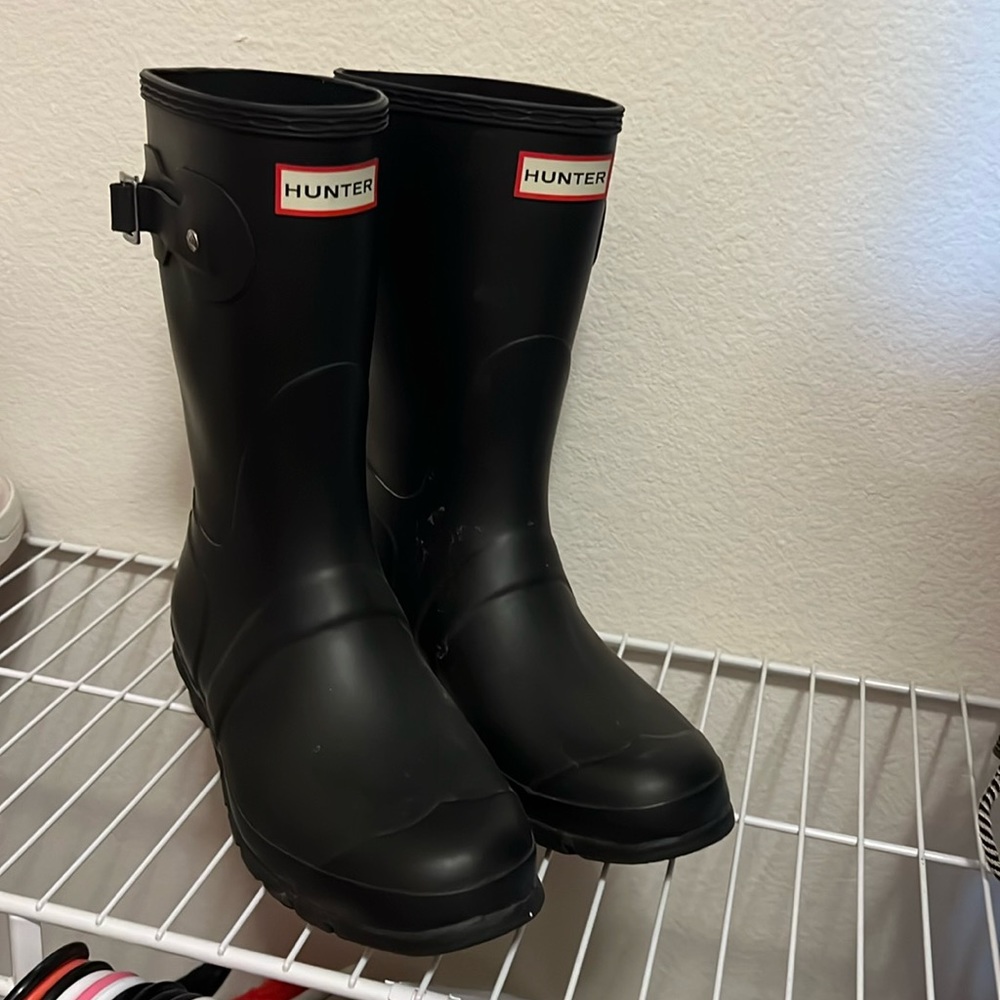 Black short Hunter boots